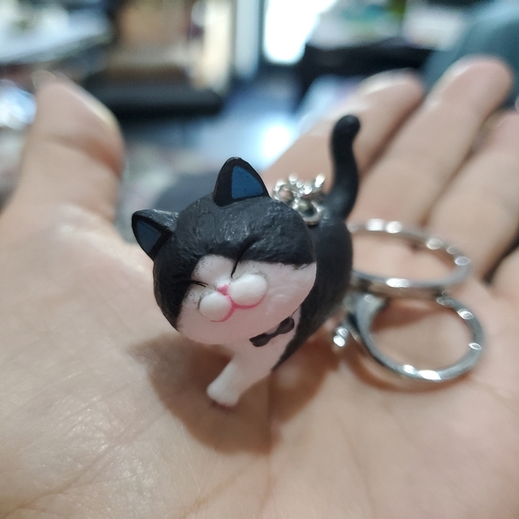 BOY Cat 🐈‍⬛ Keychain So Cute L👀K New - Picture 6 of 7